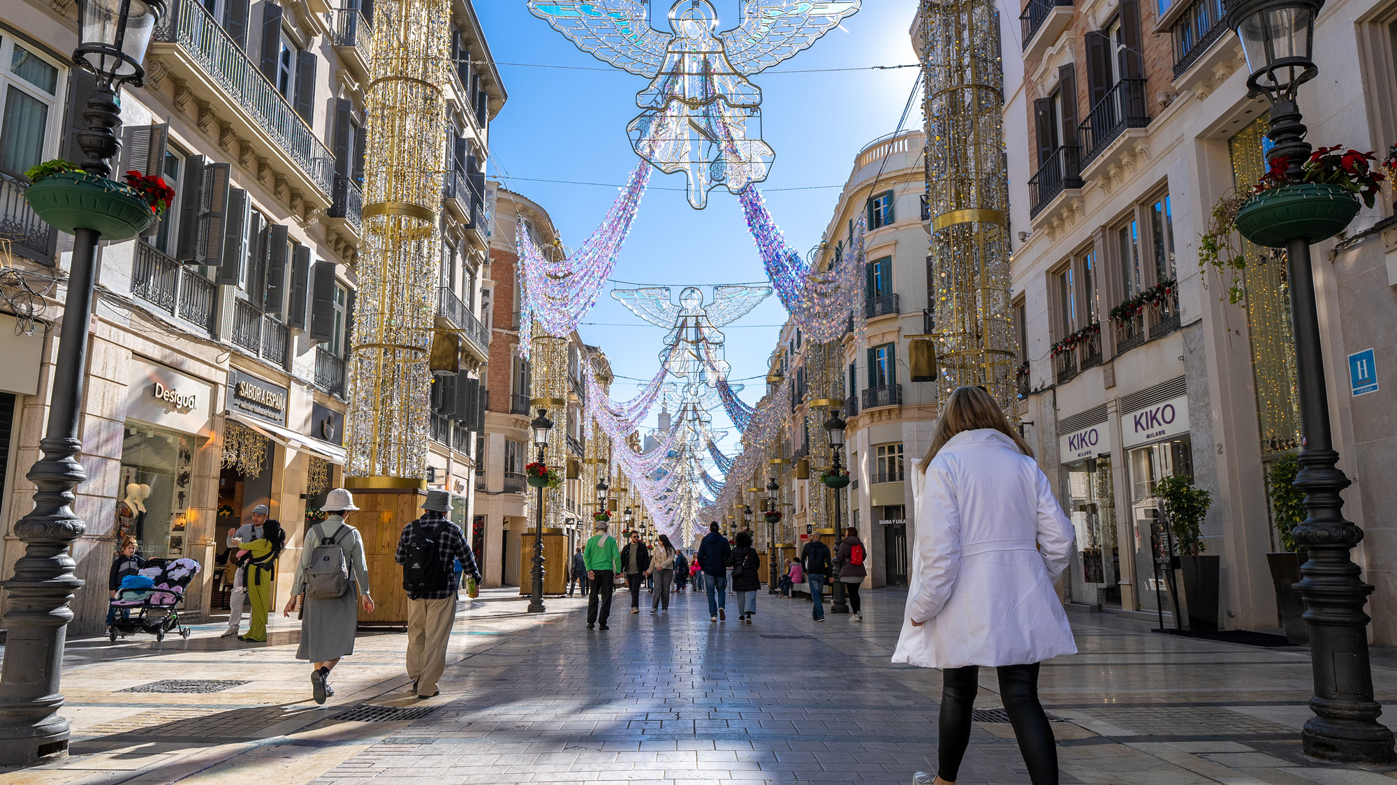 马拉加最主要的Larios 大街（Calle Marqués de Larios）